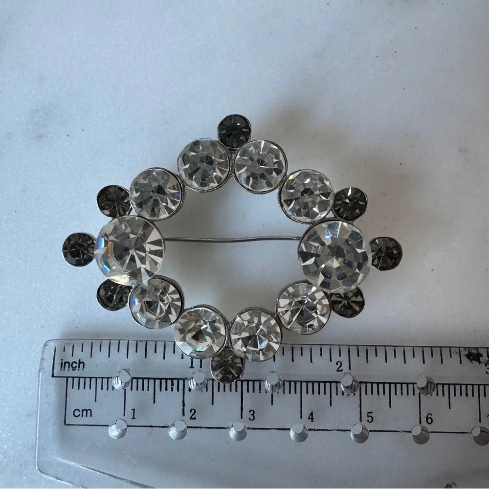 Vintage Rhinestone Pin - Picture 3 of 3